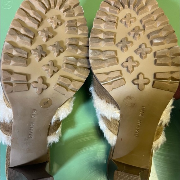 Gianni Bini Mules - Picture 6 of 6